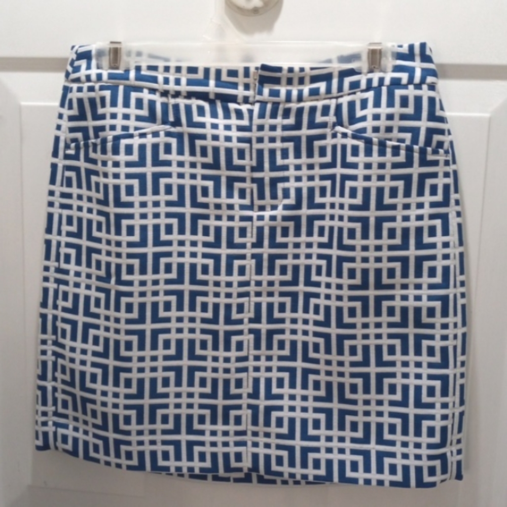 Loft Geo Blue/White Mini/Midi Skirt Size 2